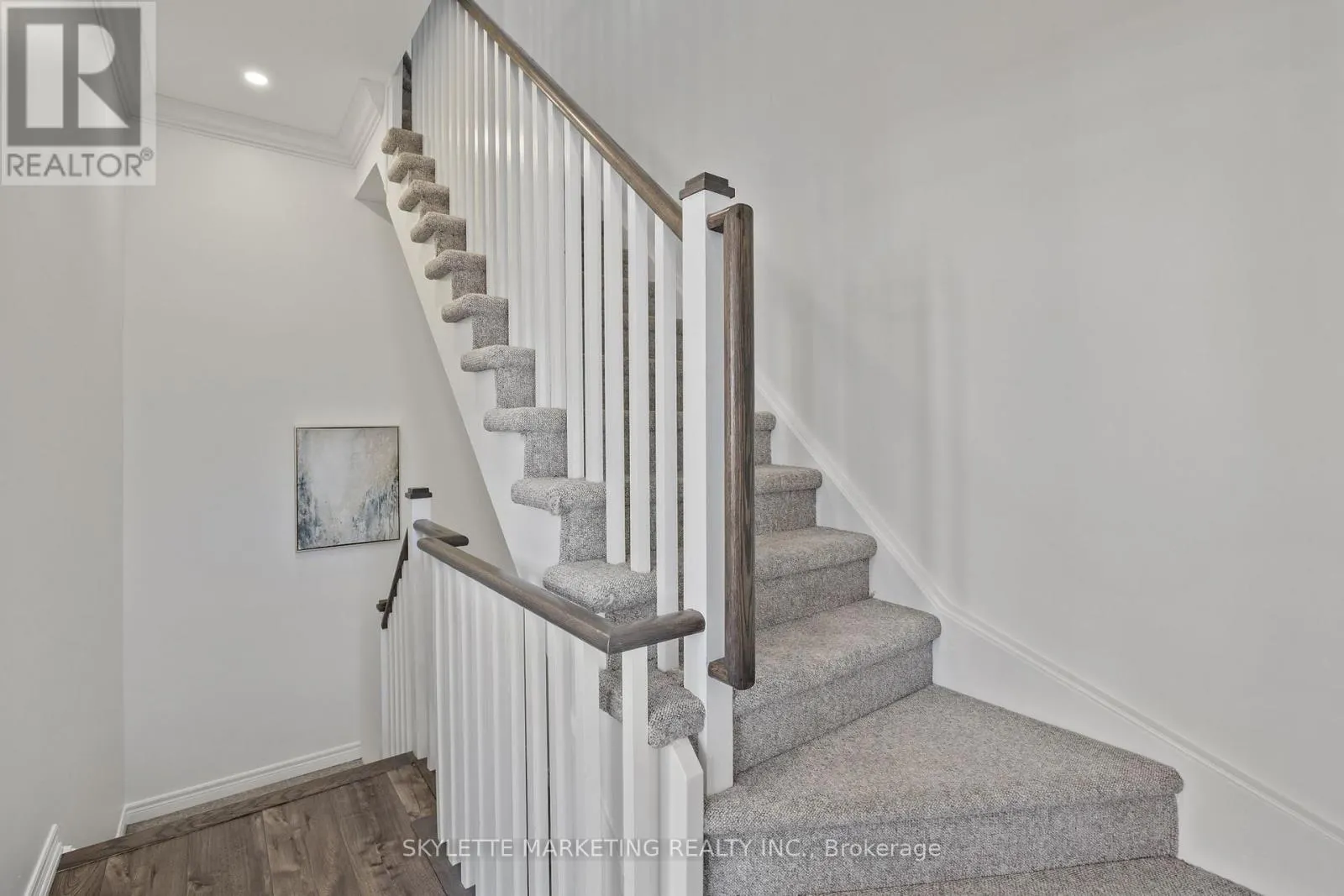 2 CORNERBANK CRESCENT