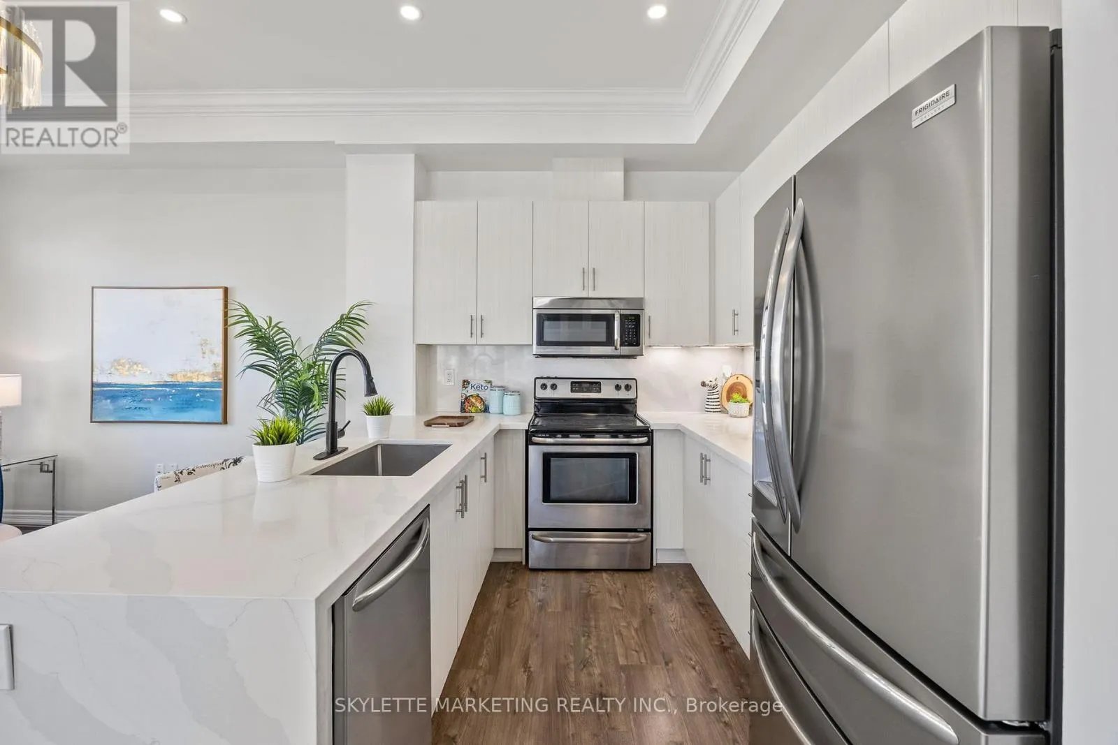 2 CORNERBANK CRESCENT