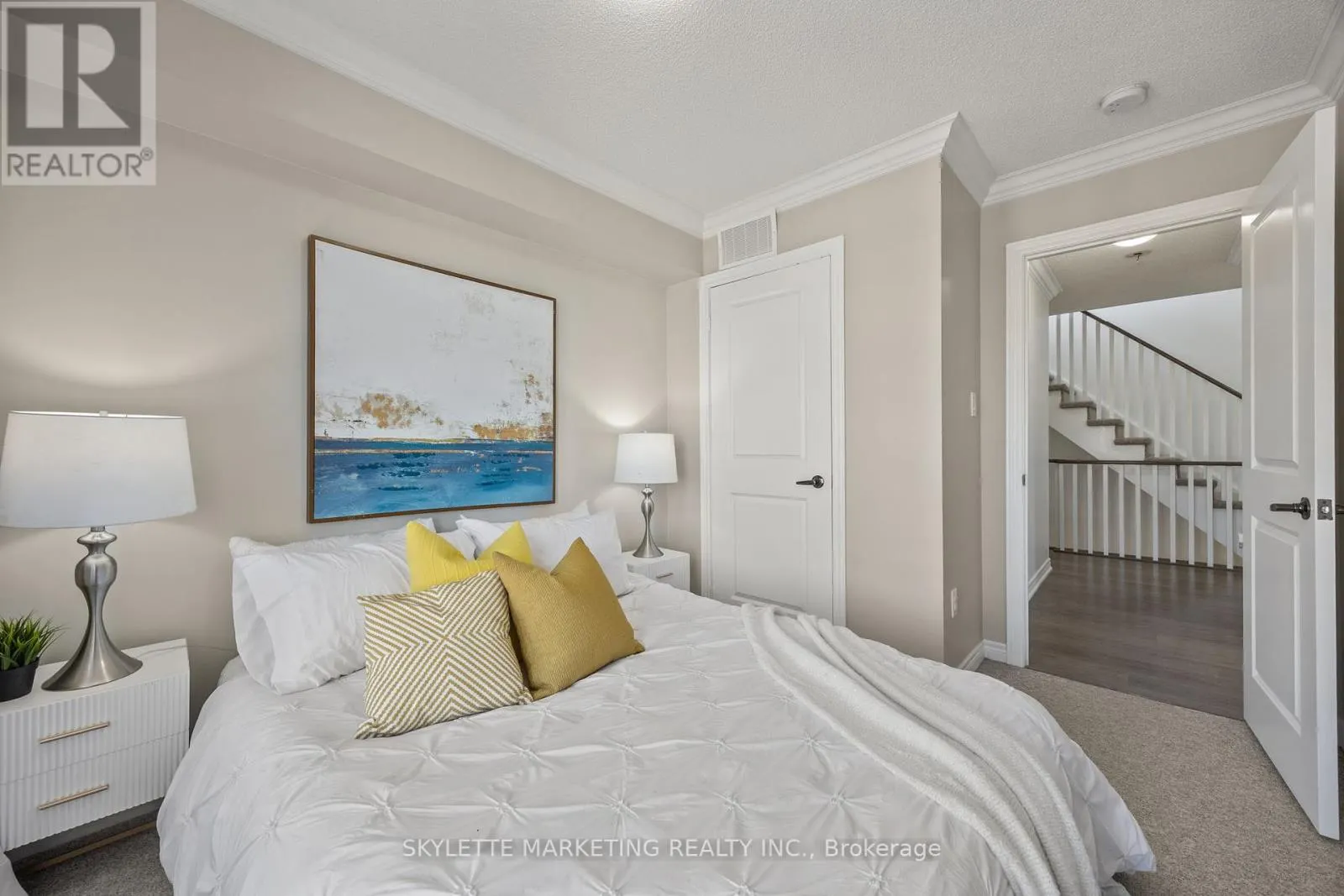 2 CORNERBANK CRESCENT