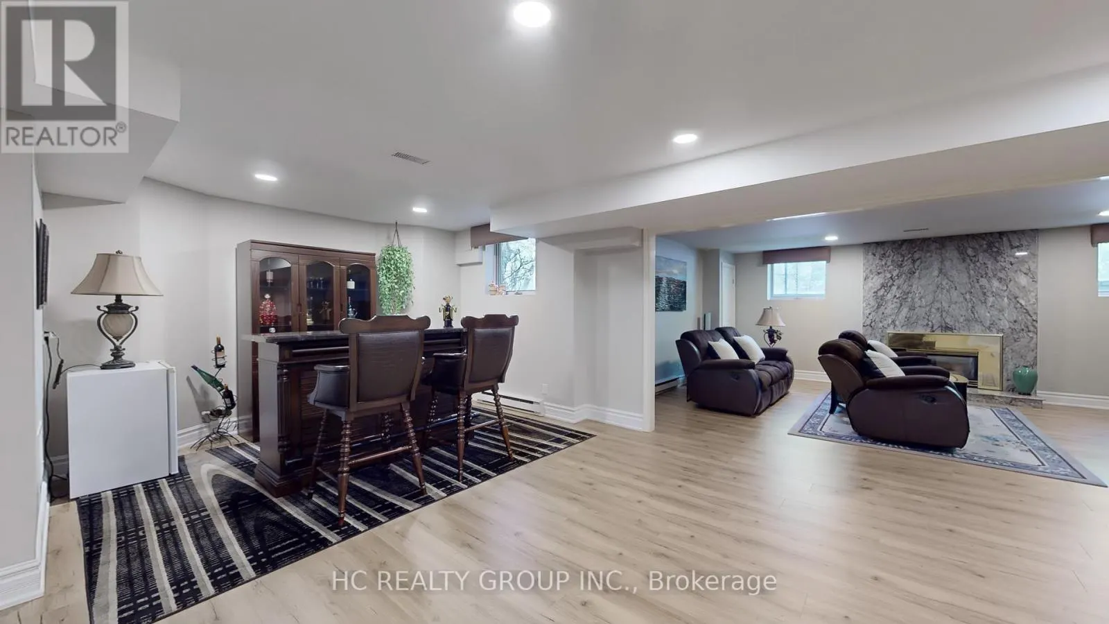 2 GLENRIDGE DRIVE