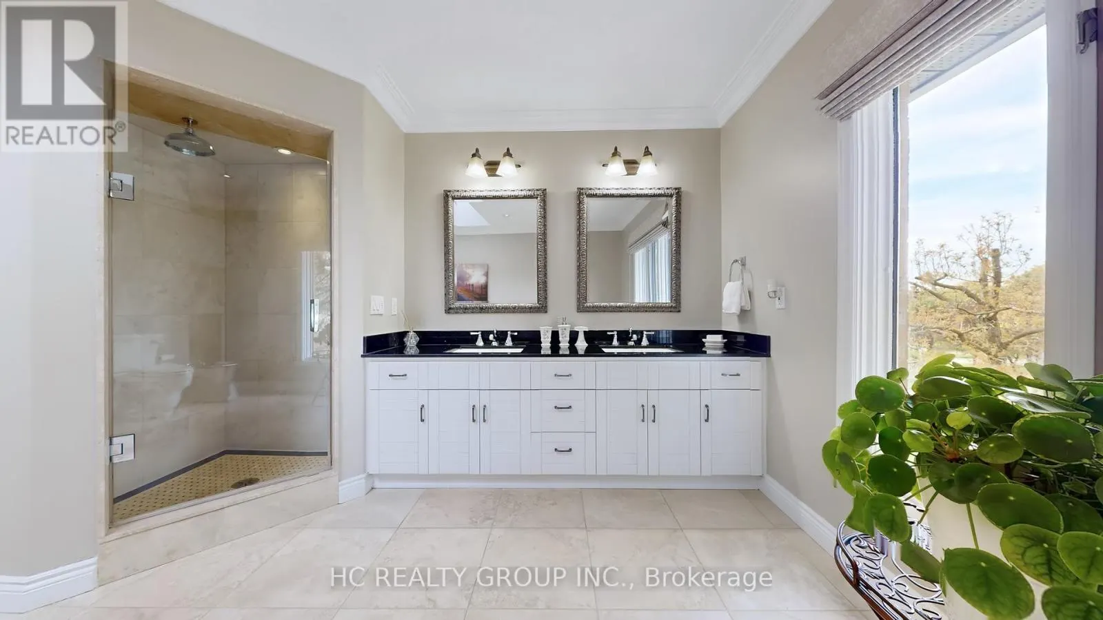 2 GLENRIDGE DRIVE