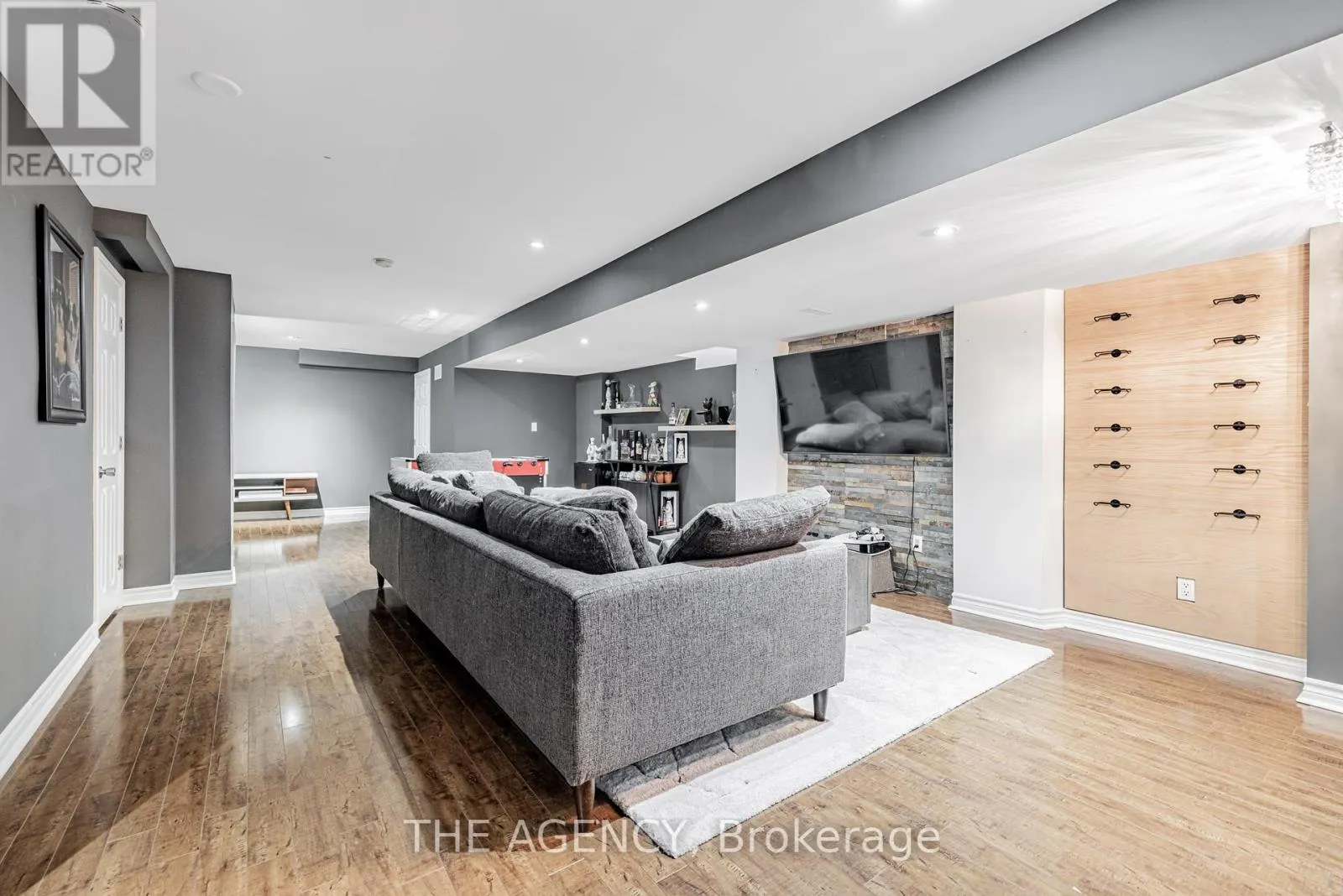 45 CASTLE PARK BOULEVARD