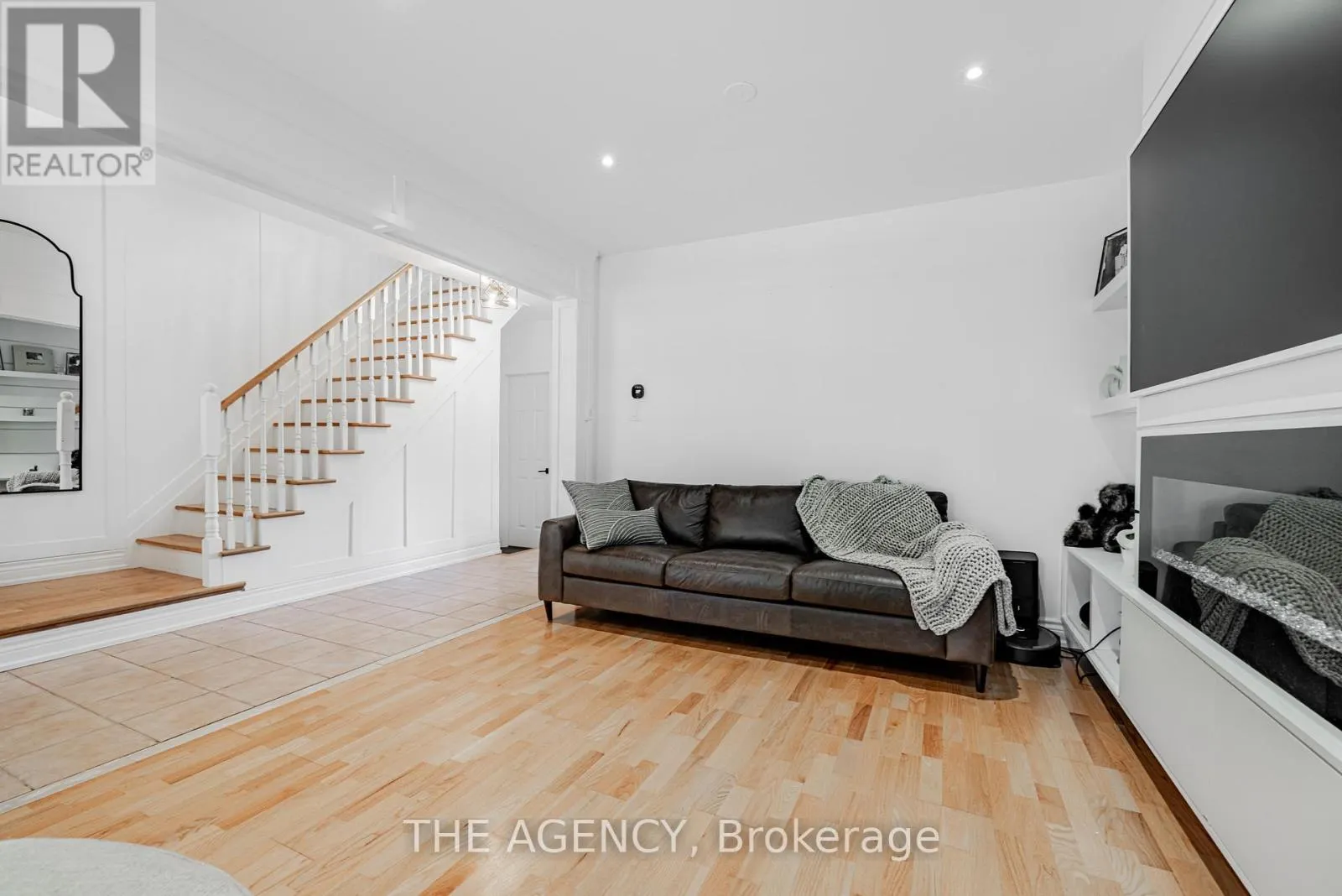 45 CASTLE PARK BOULEVARD