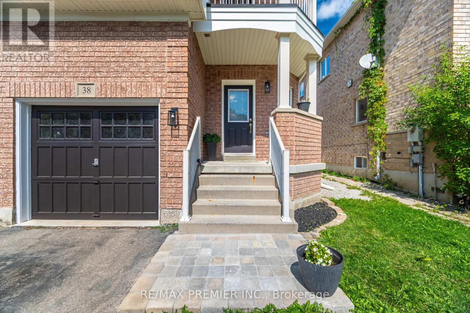 38 OZNER CRESCENT
