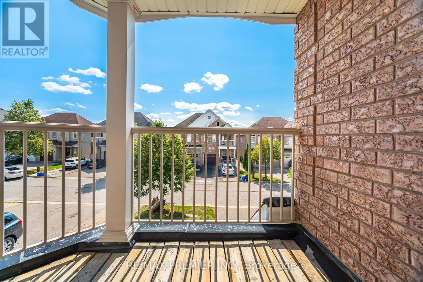 38 OZNER CRESCENT