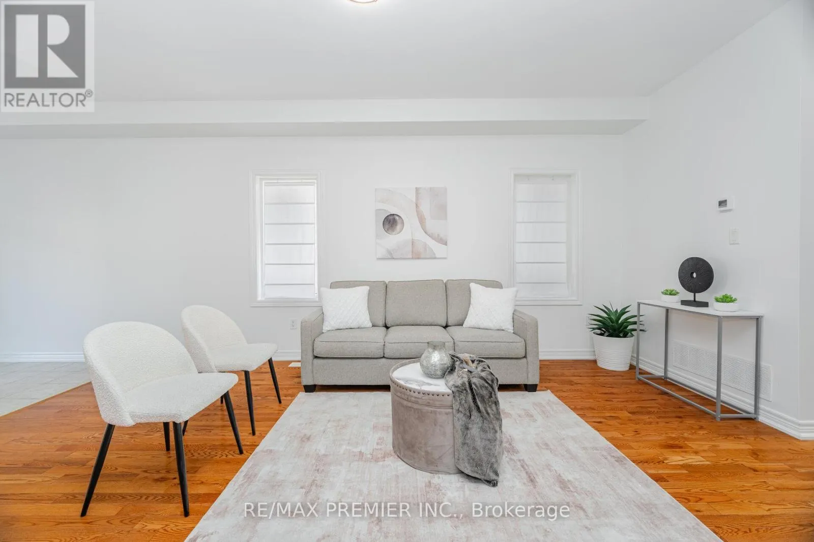 38 OZNER CRESCENT