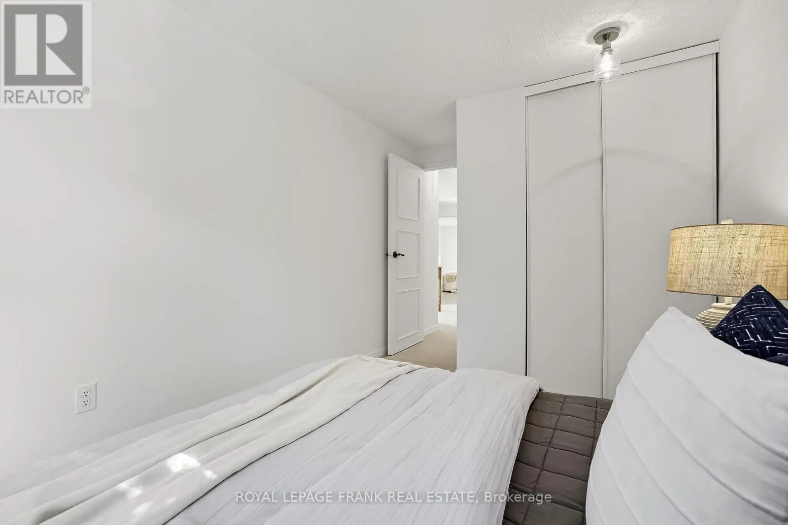 72 REGINALD CRESCENT