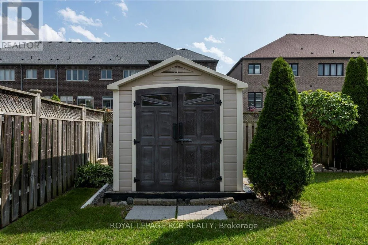20 VESELI COURT E