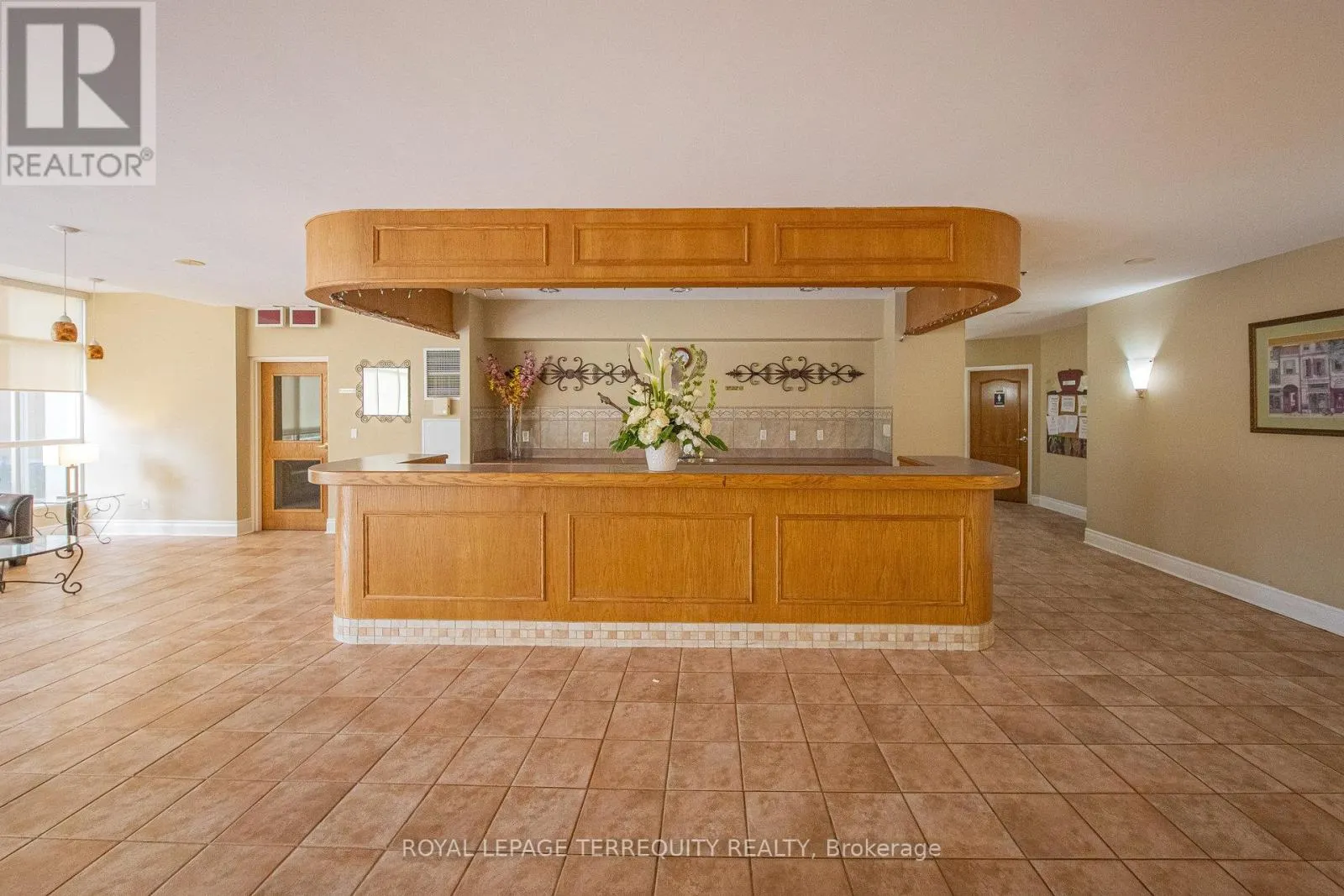 615 - 7373 MARTIN GROVE ROAD