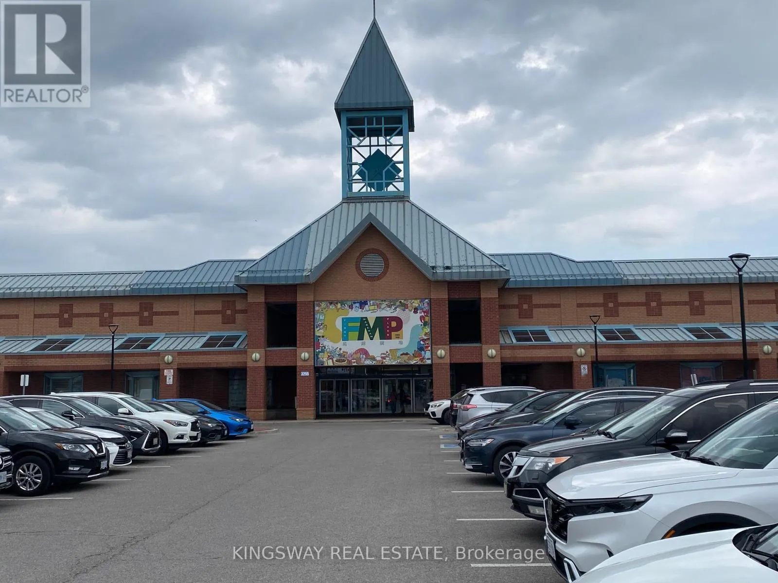 270 - 3255 HIGHWAY 7 E