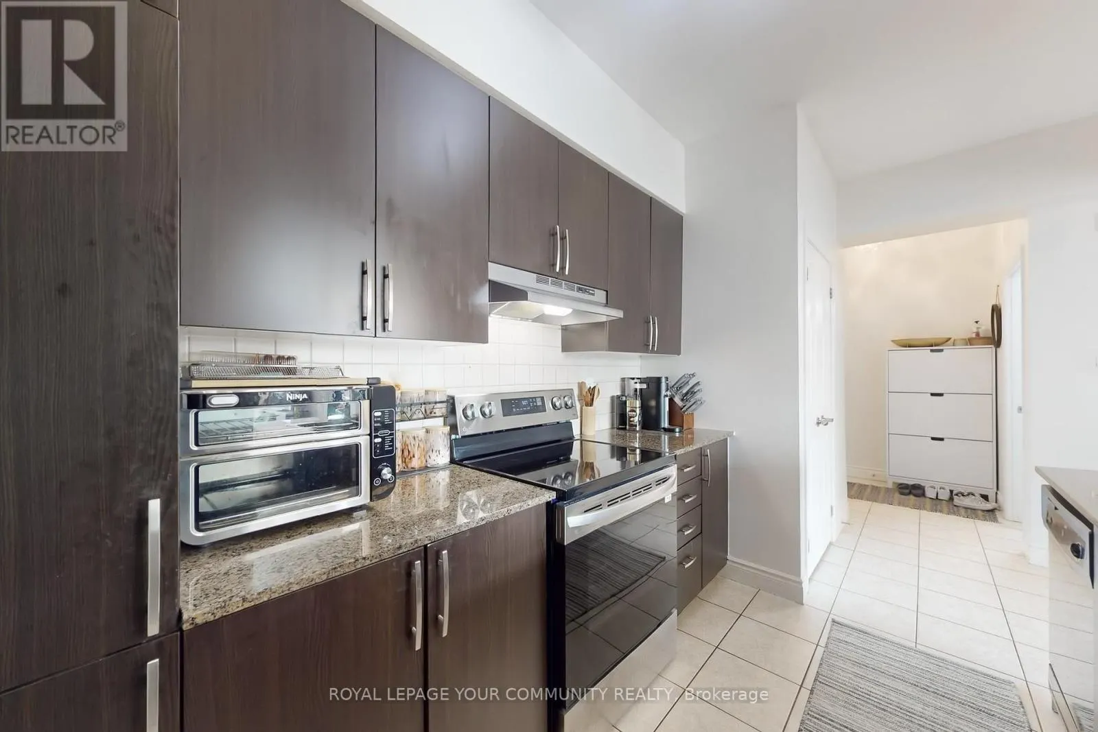 220 - 10211 KEELE STREET