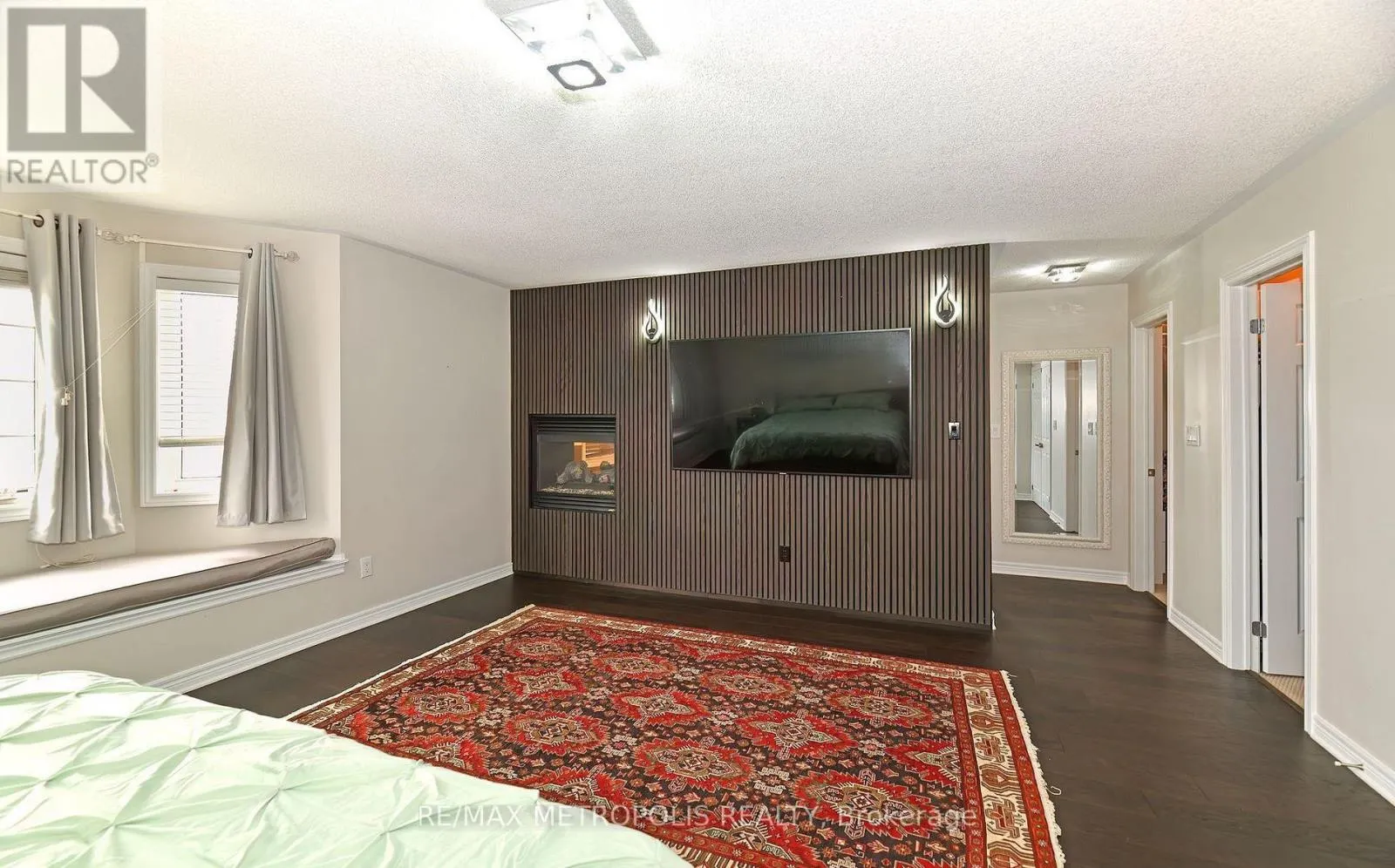 UPPER - 24 FARIS STREET
