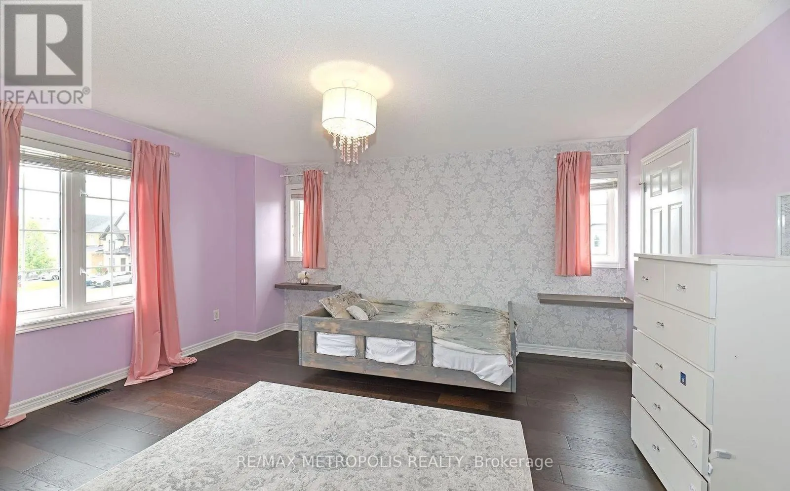 UPPER - 24 FARIS STREET