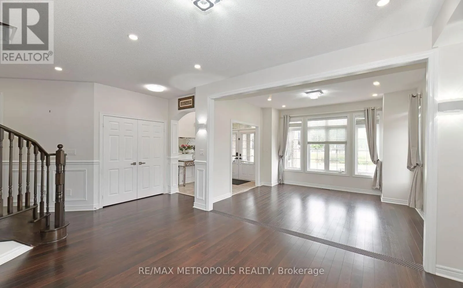 UPPER - 24 FARIS STREET