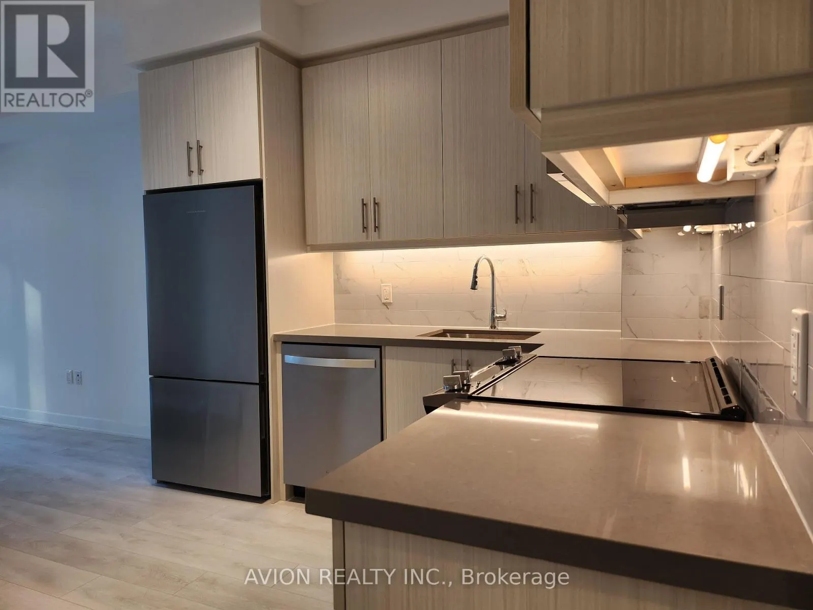 UNIT #610 - 85 ONEIDA CRESCENT