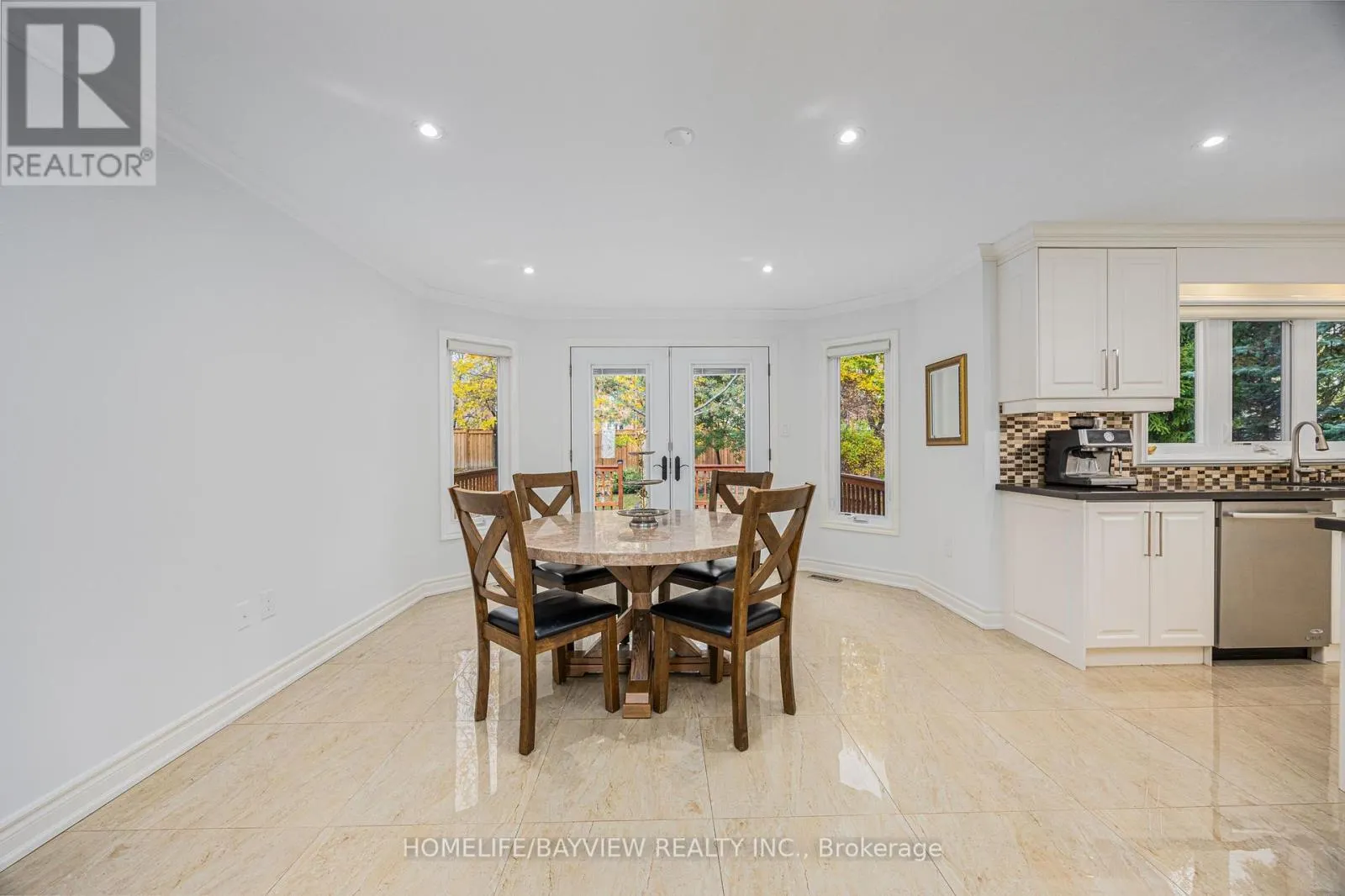 11 WENDOVER COURT