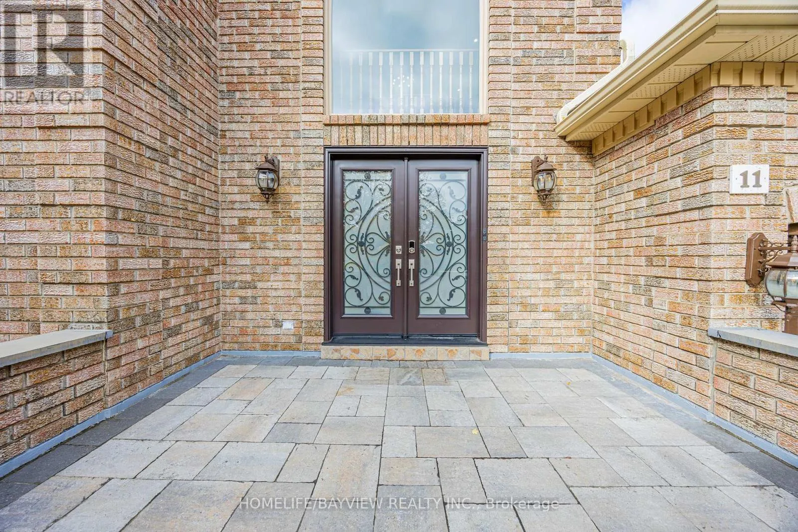 11 WENDOVER COURT