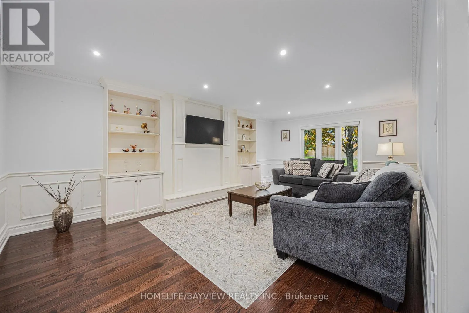 11 WENDOVER COURT