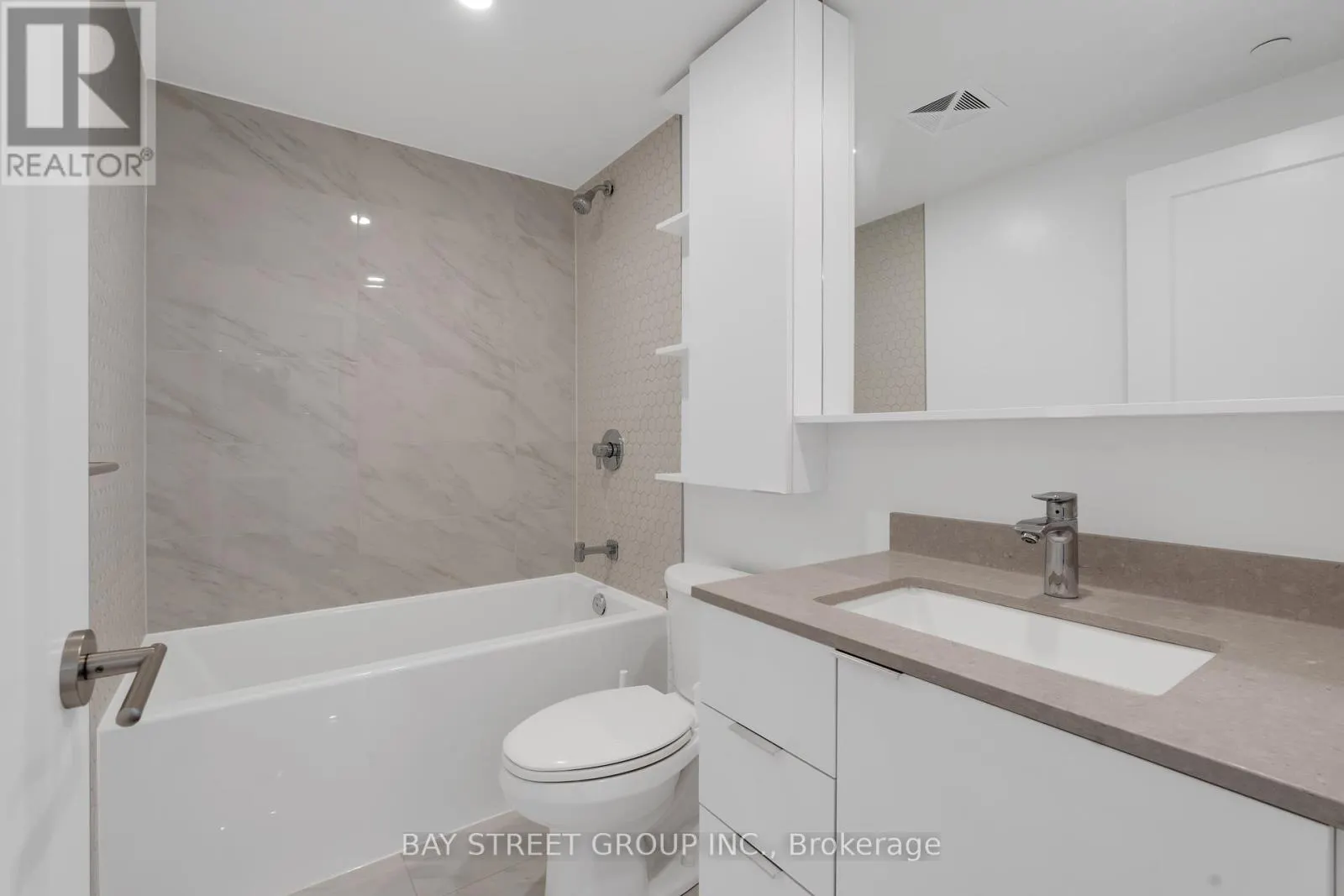 8 CEDARLAND DRIVE