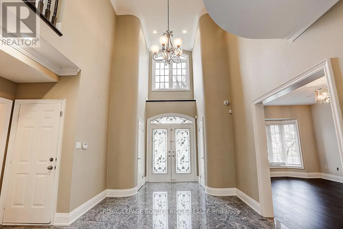 11 HILLSBOROUGH COURT
