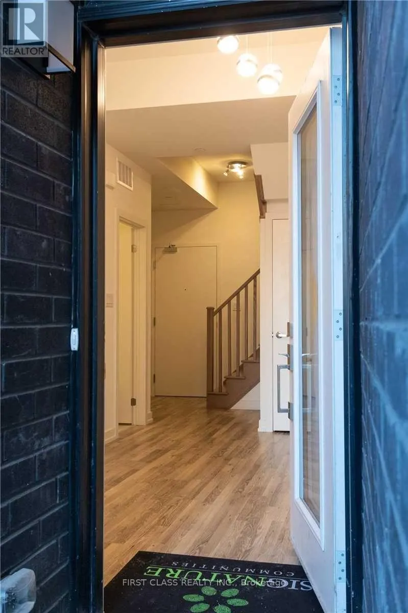 26 - 370 RED MAPLE ROAD