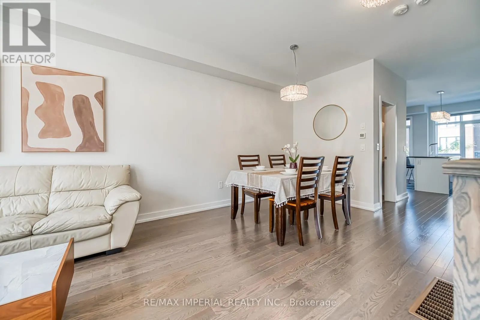 173 SALTERTON CIRCLE