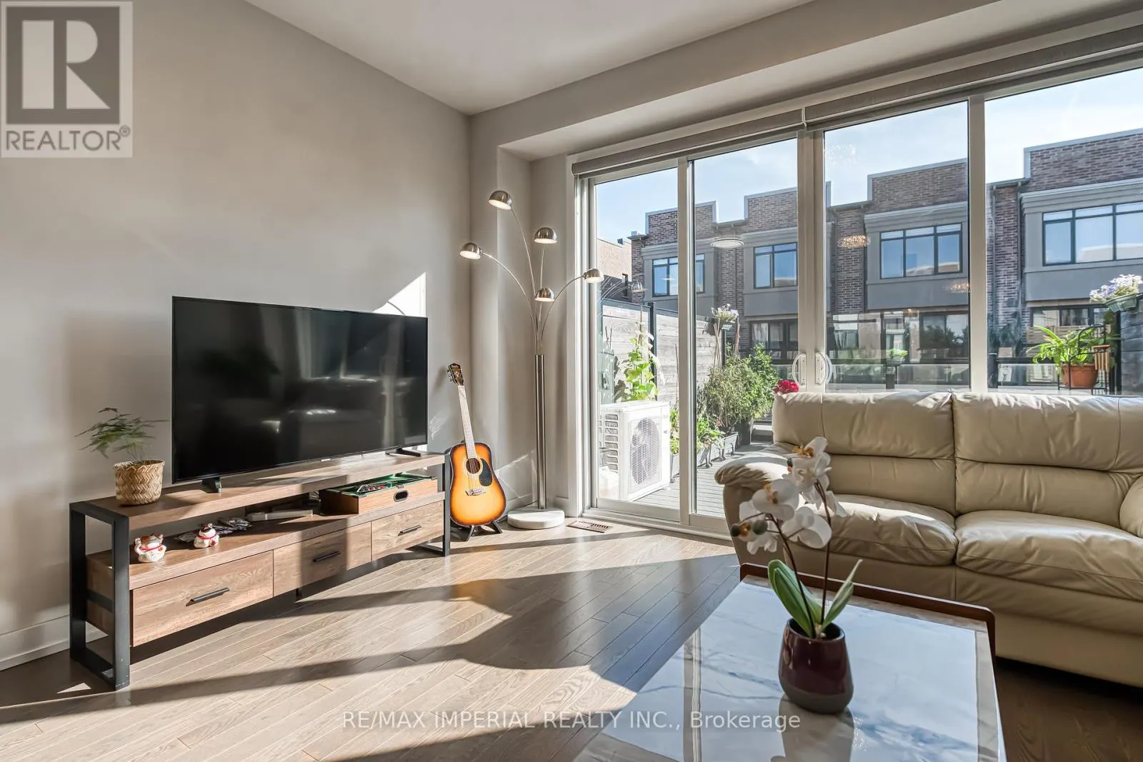 173 SALTERTON CIRCLE