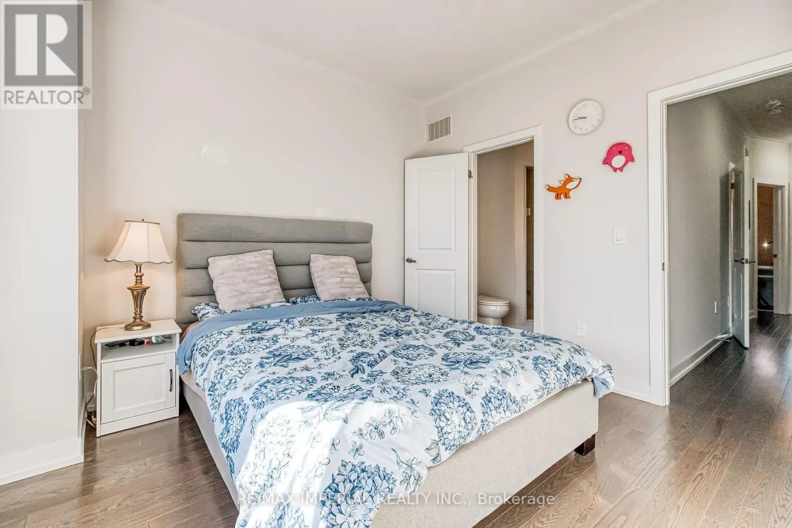 173 SALTERTON CIRCLE