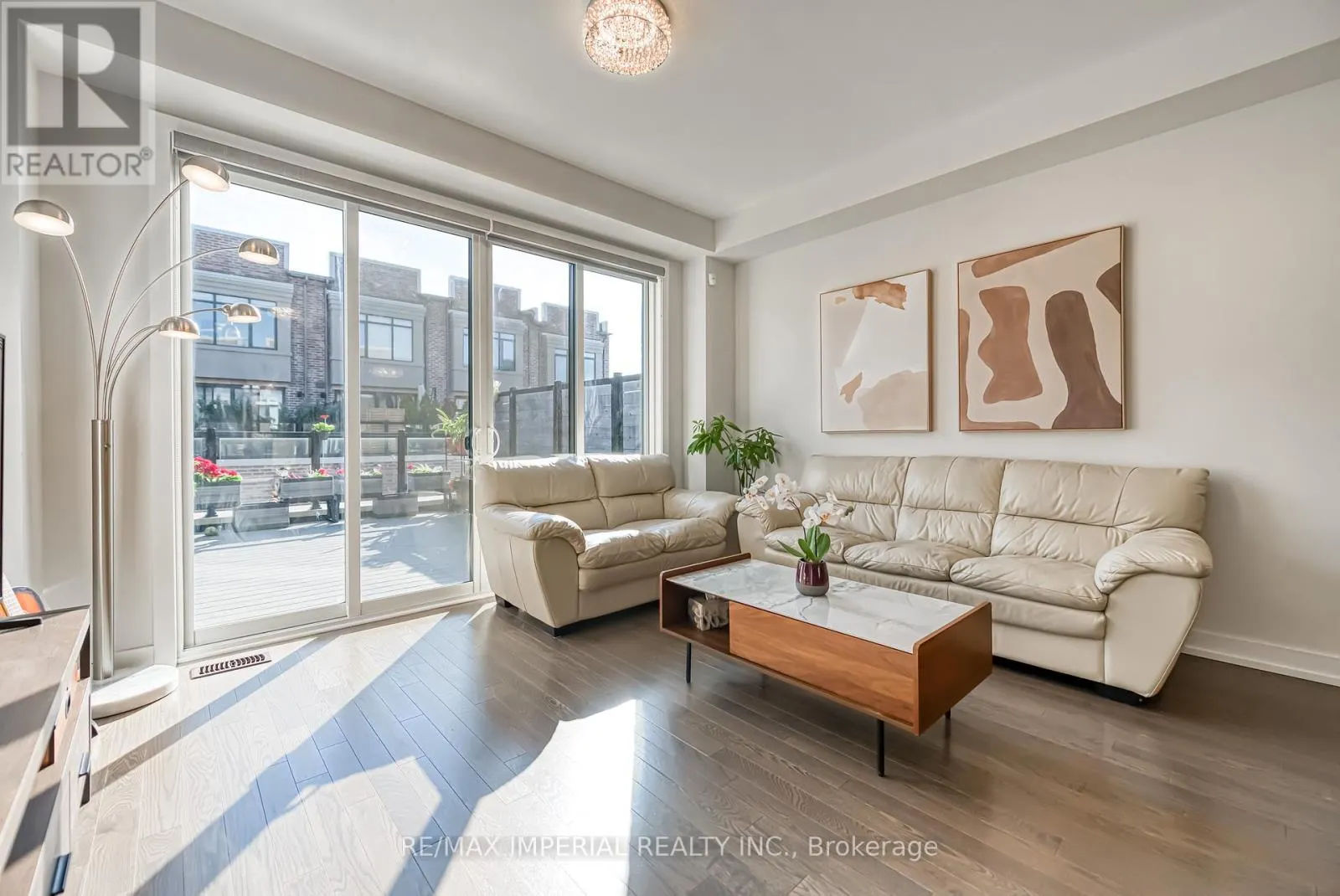 173 SALTERTON CIRCLE