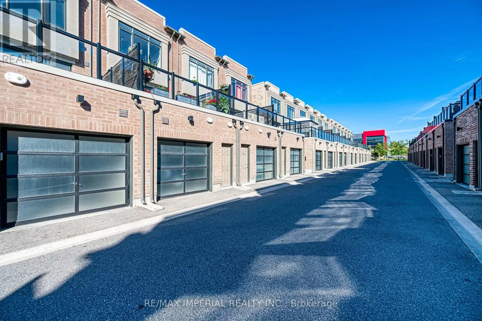 173 SALTERTON CIRCLE