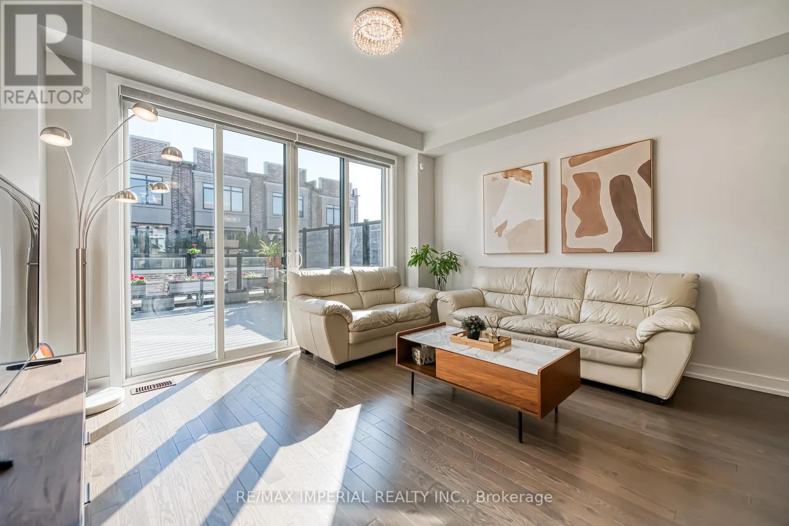173 SALTERTON CIRCLE