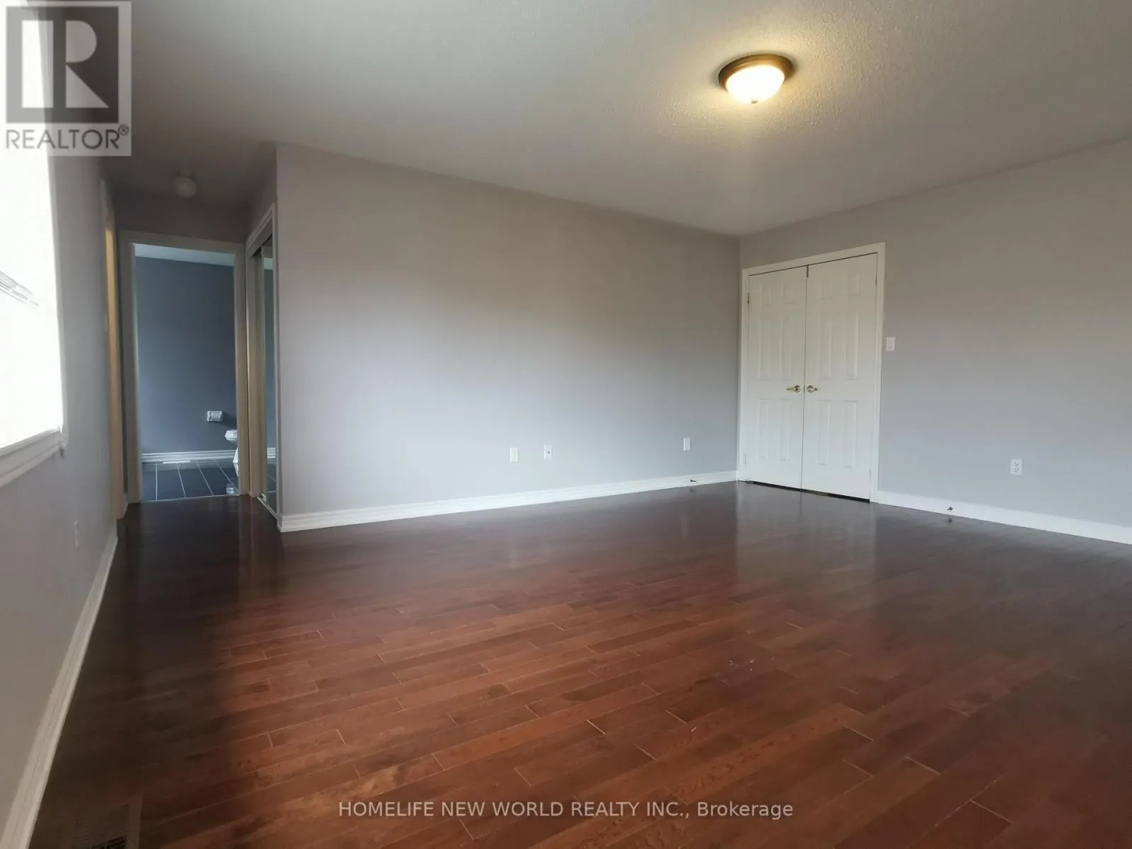 279 RIVER RIDGE BOULEVARD
