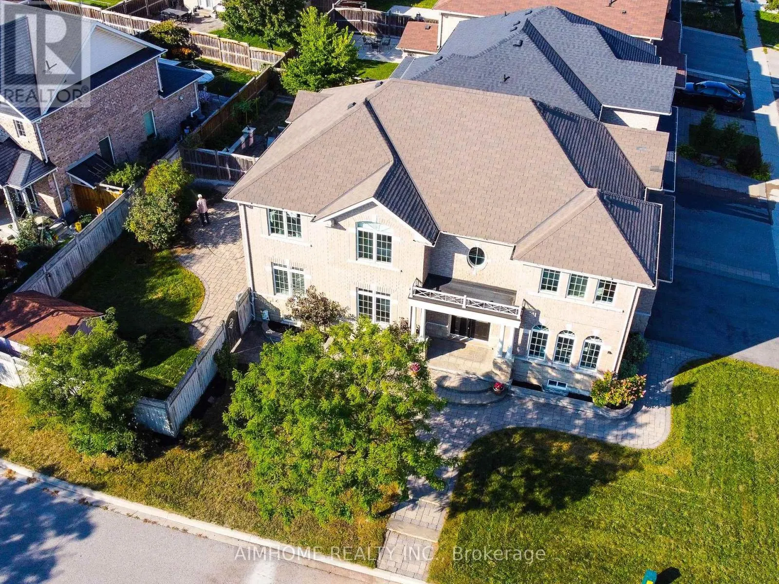 116 LANDSDOWN CRESCENT