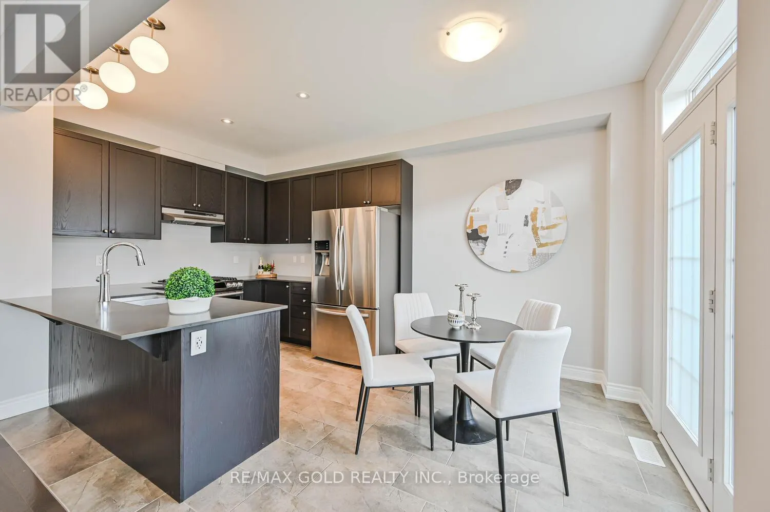 238 KINCARDINE STREET