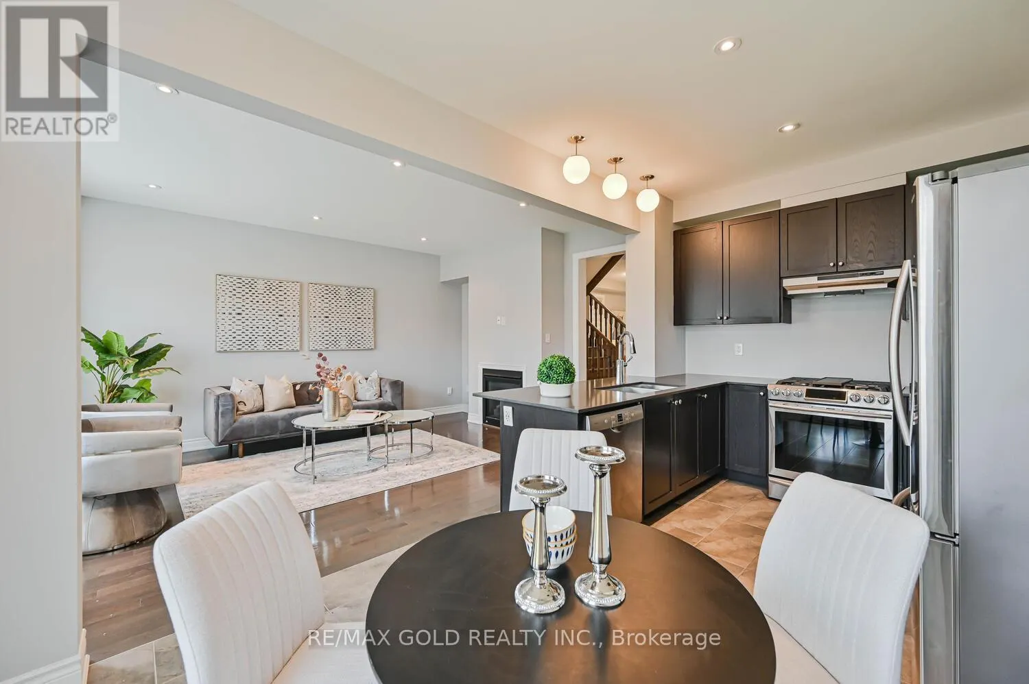 238 KINCARDINE STREET