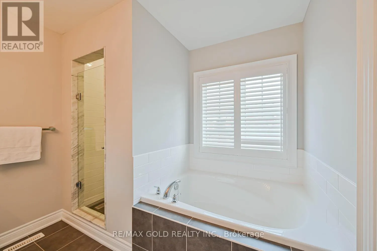 238 KINCARDINE STREET
