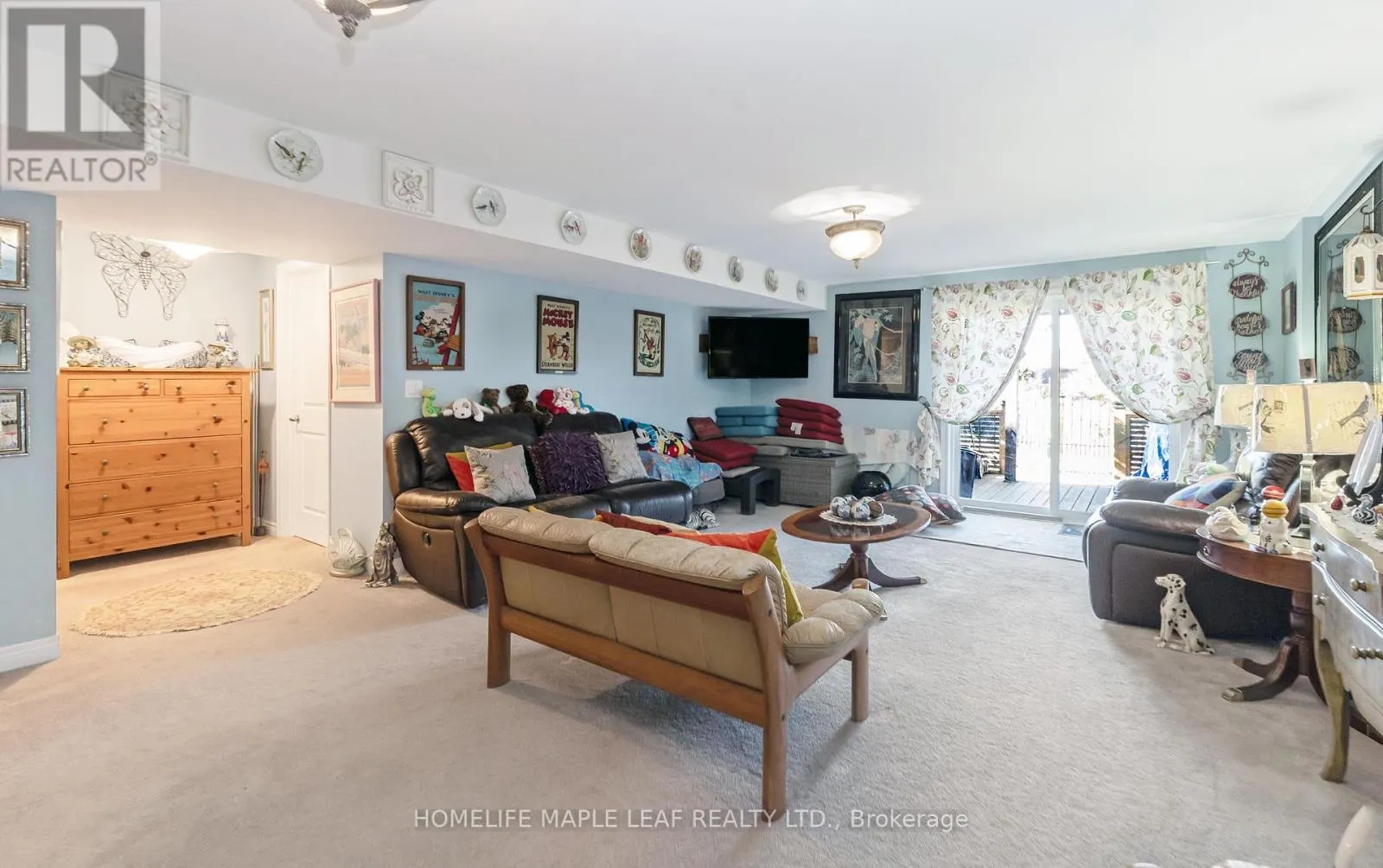 126 KINGSMERE CRESCENT