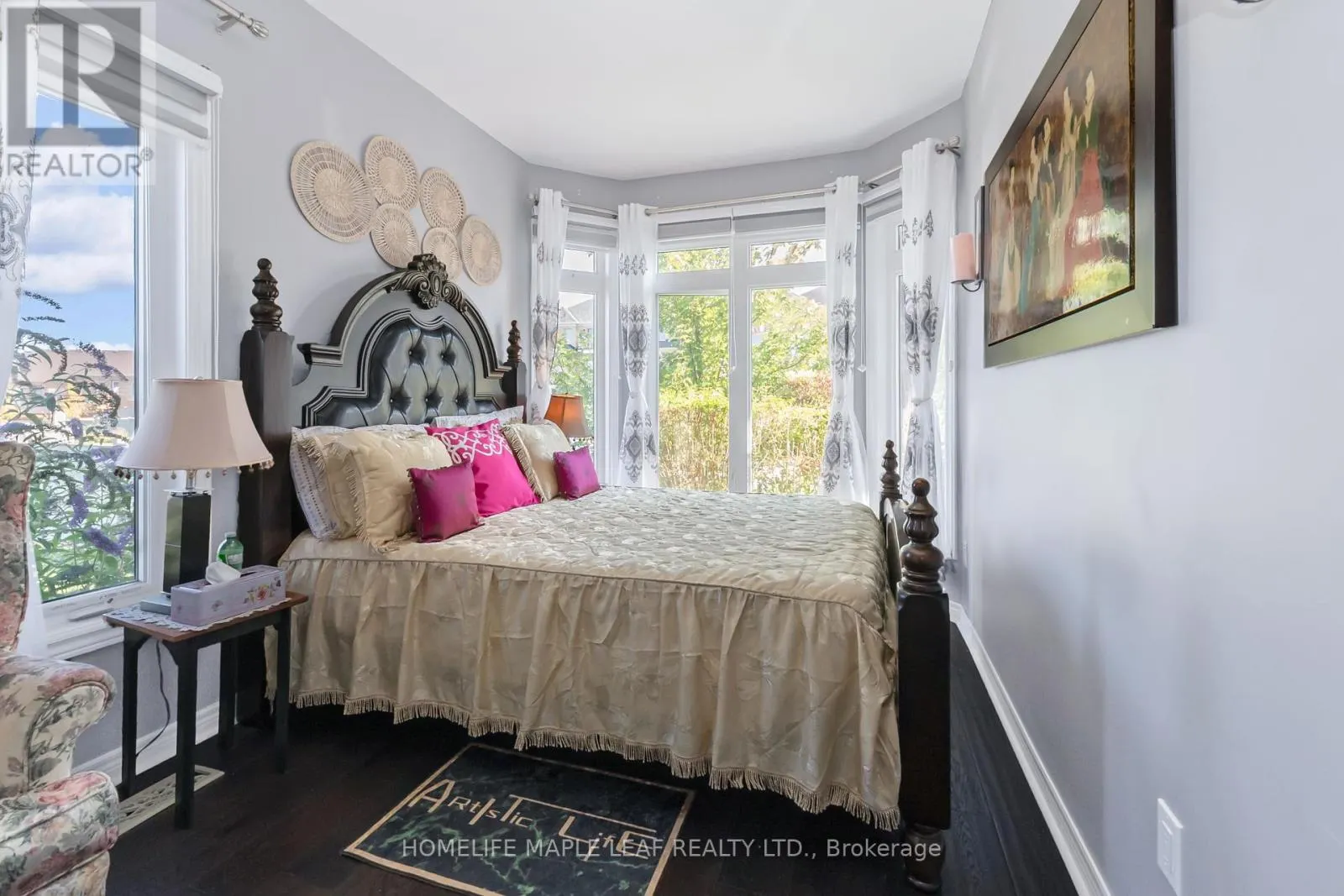 126 KINGSMERE CRESCENT