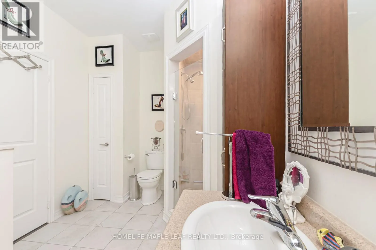 126 KINGSMERE CRESCENT