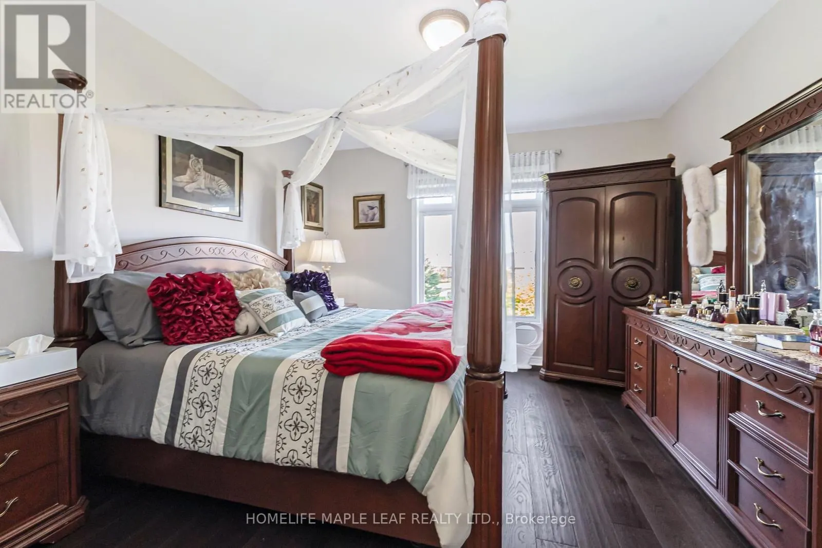 126 KINGSMERE CRESCENT