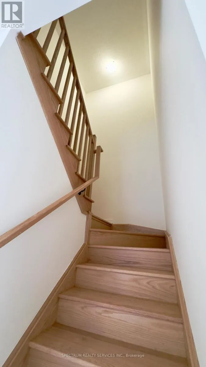 BLOCK 37 UNIT 7 - 9 RUMI COURT