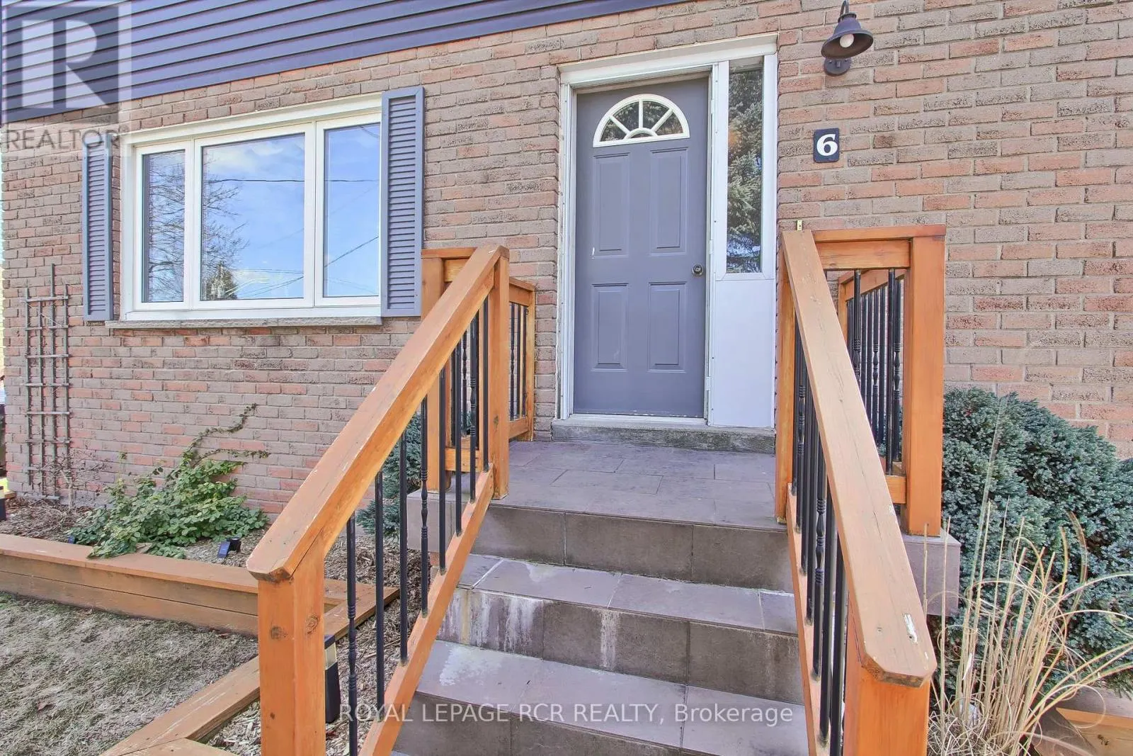 6 BUCE AVENUE