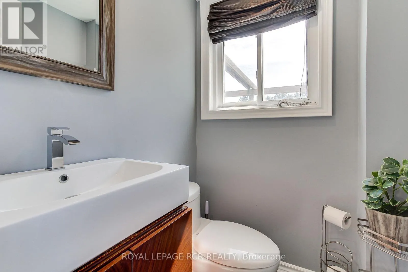 6 BUCE AVENUE