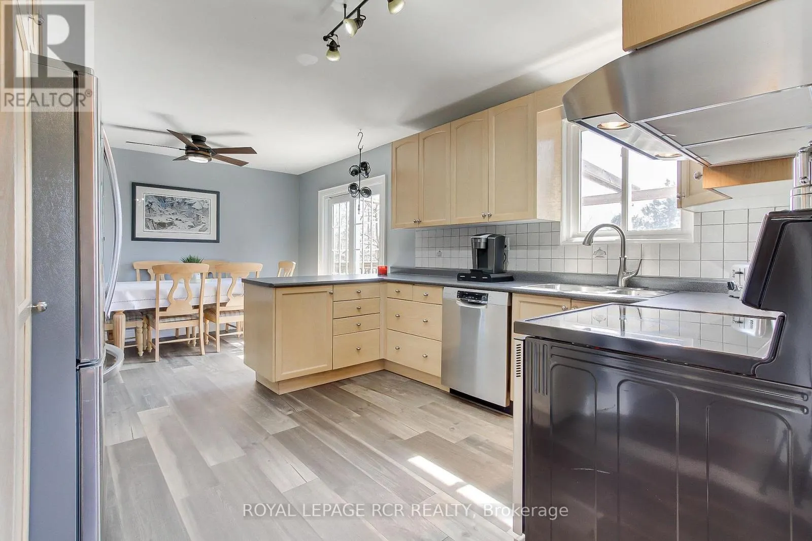 6 BUCE AVENUE