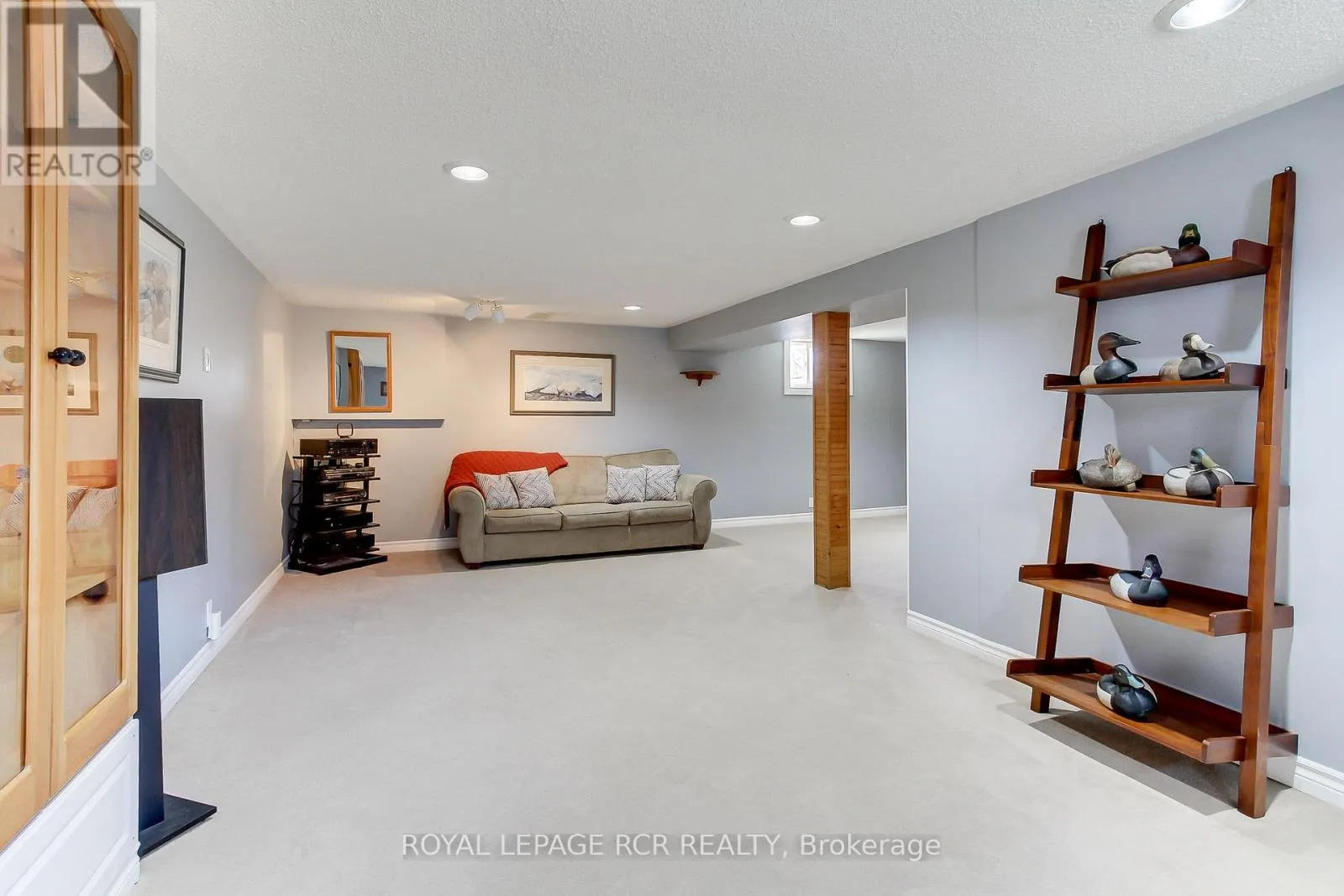 6 BUCE AVENUE