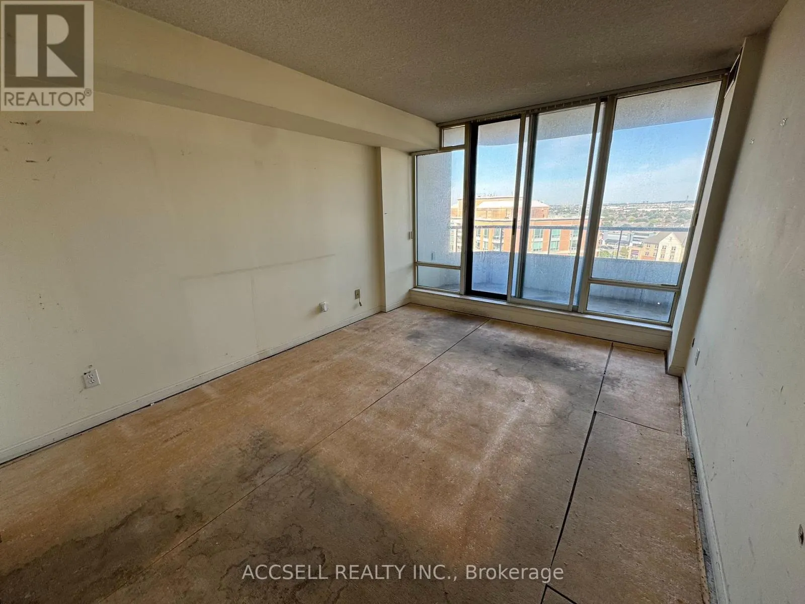 1206 - 120 PROMENADE CIRCLE