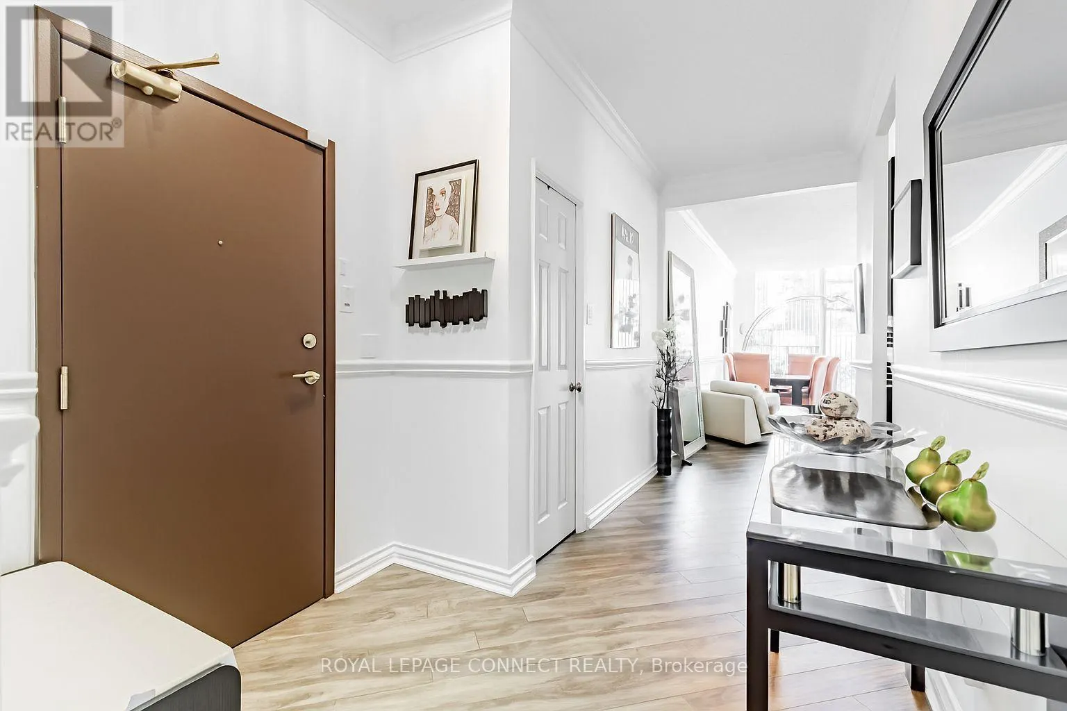 122 - 7905 BAYVIEW AVENUE