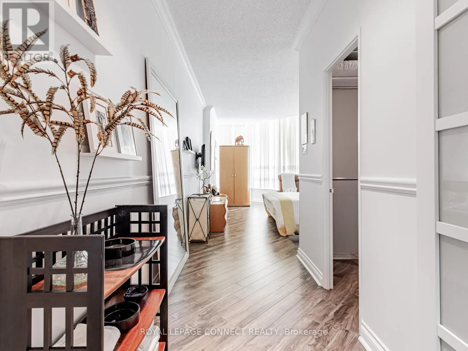 122 - 7905 BAYVIEW AVENUE