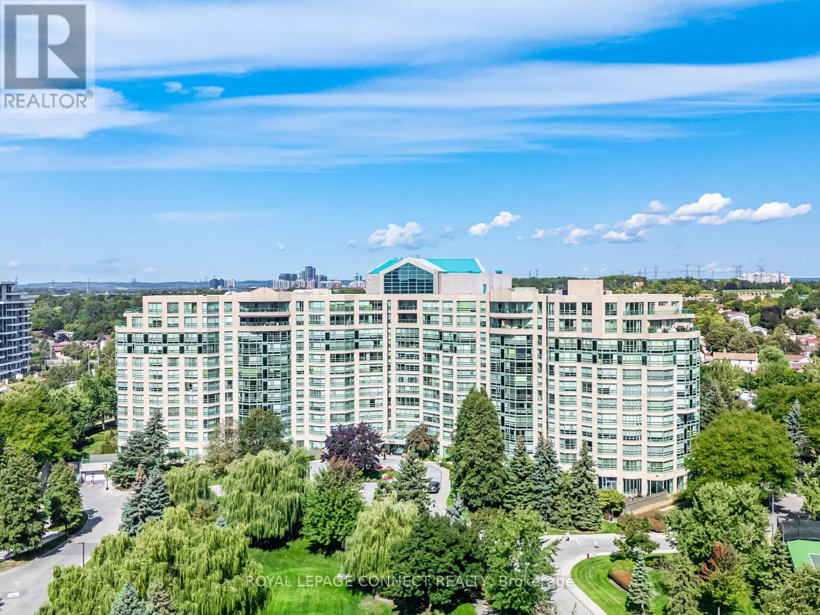 122 - 7905 BAYVIEW AVENUE