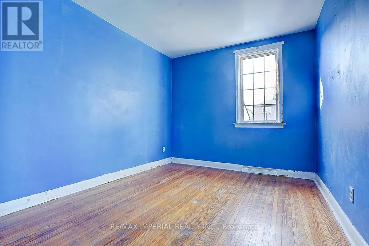 229 CRESTWOOD ROAD